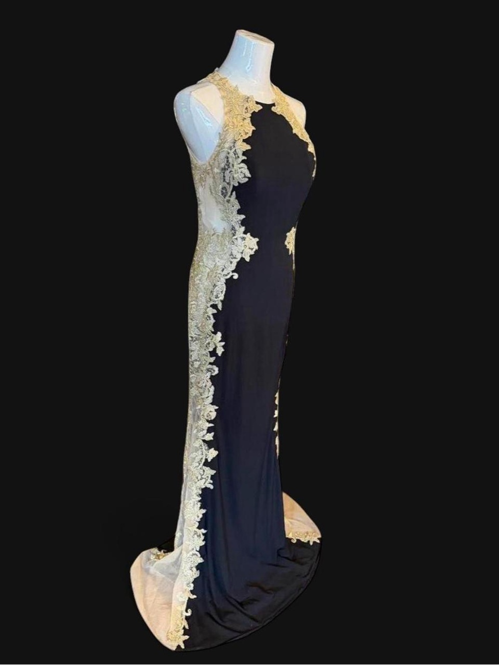 Jovani Black & Gold Lace Evening Gown | Size 6 | Formal, Gala, Prom Dress - Picture 7 of 8